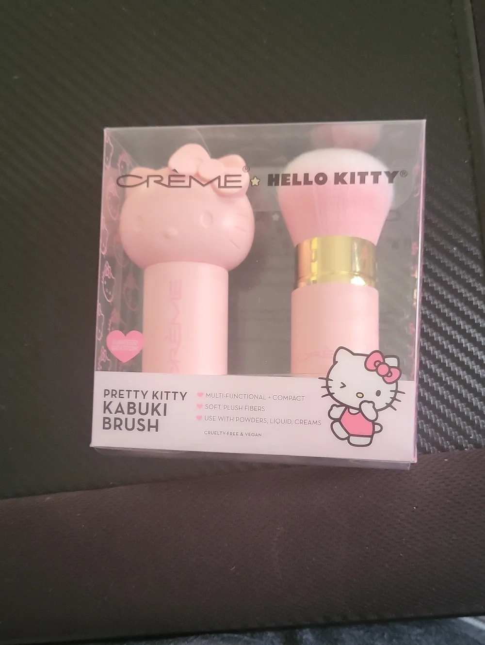 CRÈME x Hello Kitty Pretty Kitty Pink Kabuki Brush Set
